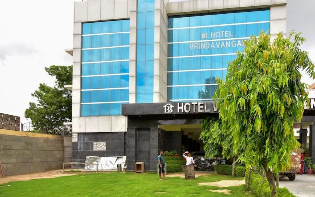 Hotel Vrindavan Garden