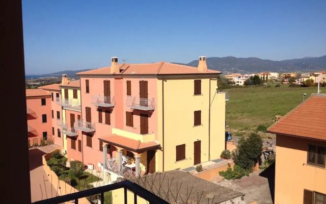 Modern 1 bed Apartment Sleep 3 sea View Only 700mt From sea