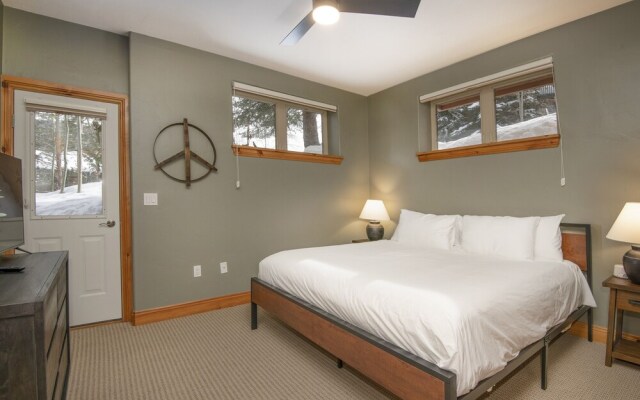 Timberfalls 1902 2 Bedroom Condo by RedAwning