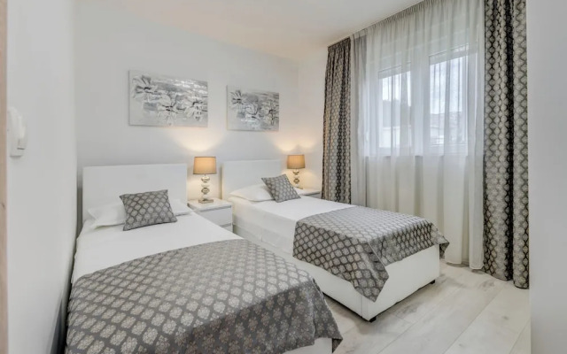 Villa Aurora Mare - Kaštel Novi