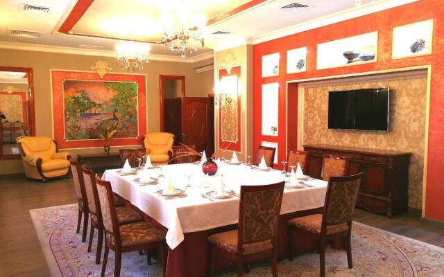 Nomad Palace Hotel
