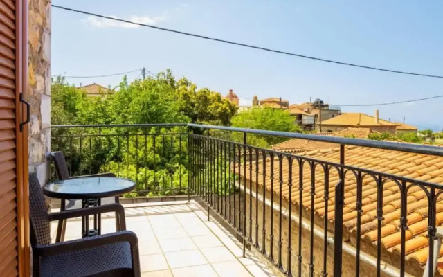 Platsa Seaview Retreat - A Stone-built Escape