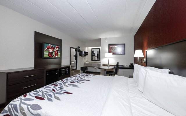 Red Roof Inn Bakersfield