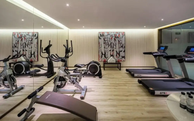 Hazens Hotel (Chengdu Chunxi Road, Tianfu Square)