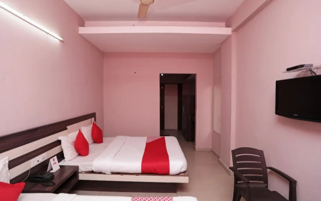 Hotel Janaki Residency