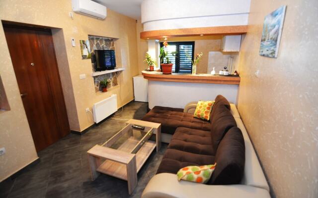 Apartments Lux S