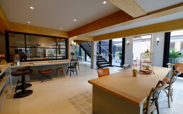 Abloom Exclusive Serviced Apartments