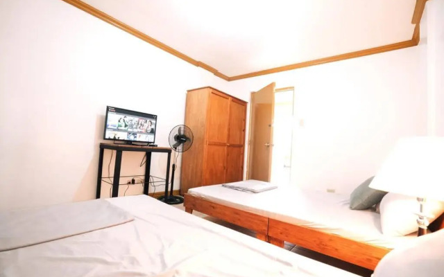 Project Rajah Crib with Diving Pool near Katipunan