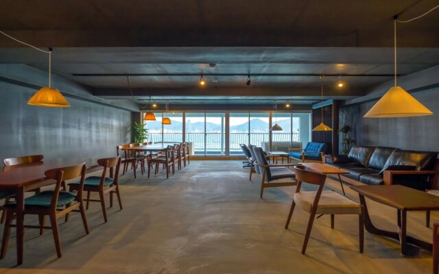 uzuhouse - Hostel