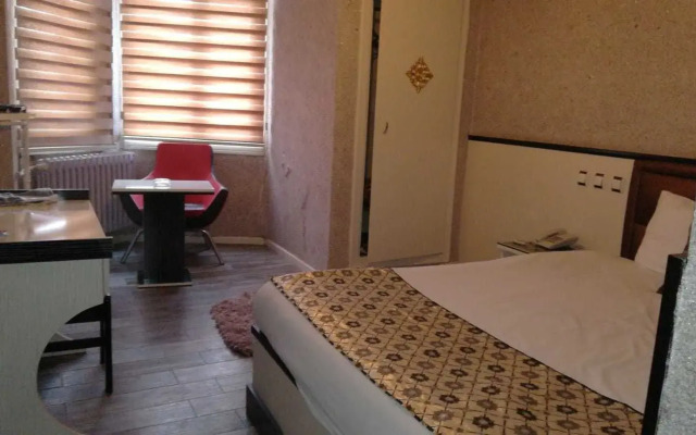 Katan Hotel
