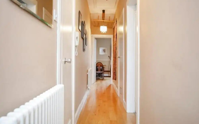 Stunning flat near Edinburgh Castle