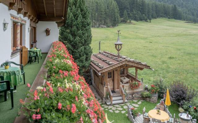 Apart Wiesengrund