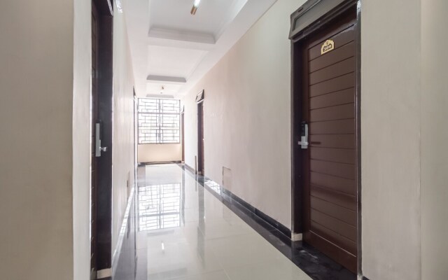 OYO 1177 Wbs Residence