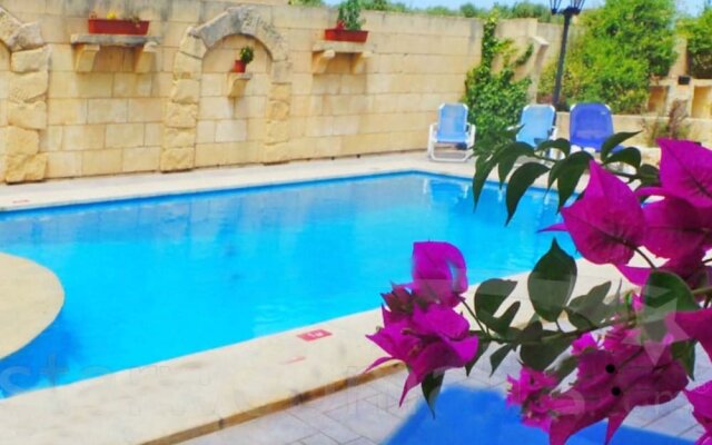 Happy & Healthy Farmhouse Gozo
