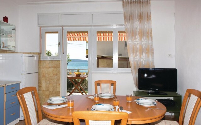 Amazing Home in Kastel Kambelovac With Wifi and 1 Bedrooms