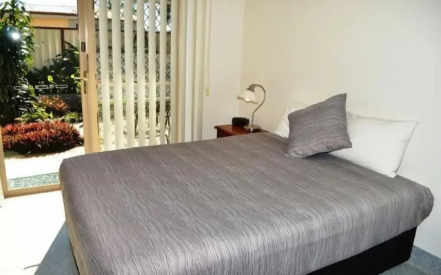 Redland Bay Motel