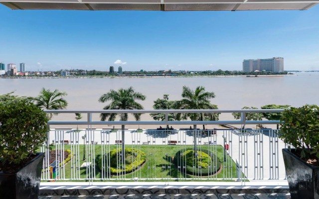 Tao Riverside Residence