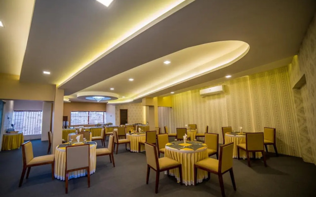 OYO 14759 Hotel President