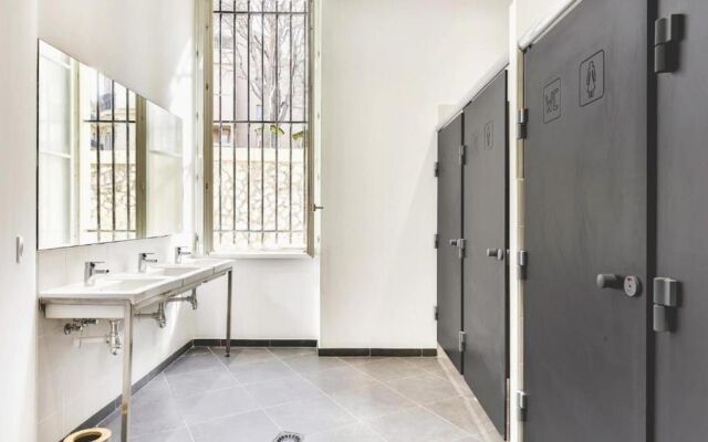 The People - Marseille - Hostel