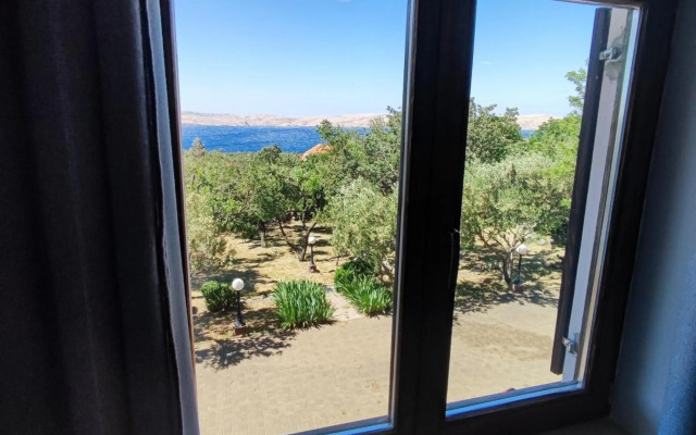 Apartment "King" Cesarica-Karlobag