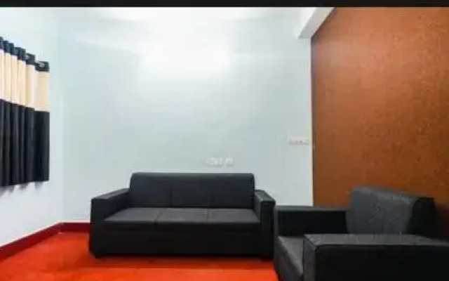 Oyo 87912 Lumbini Imperial