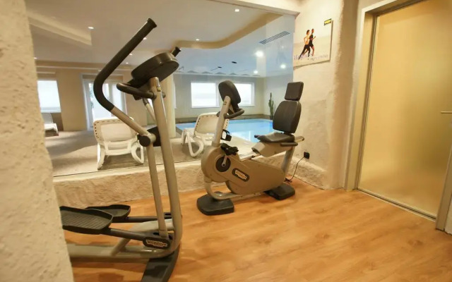 Adler Family & Wellness Clubresidence