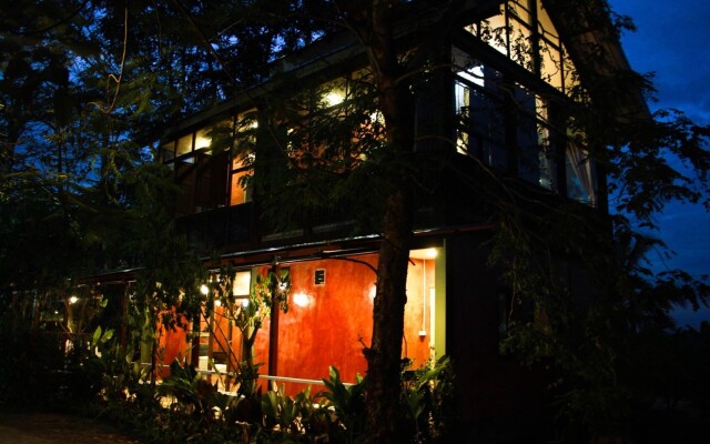 Phu Mi Lum Nao House