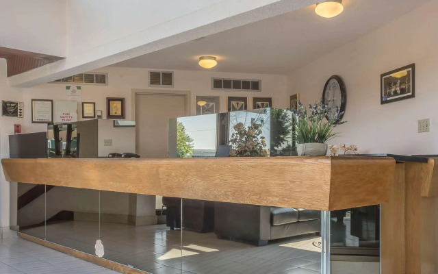 Rodeway Inn Fallsview