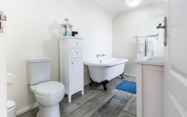 Olivers Bed and Breakfast