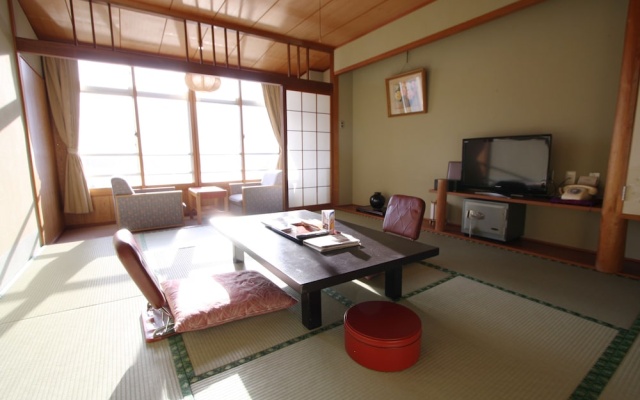 Hotel New Katsura – Guest Rooms – Sado