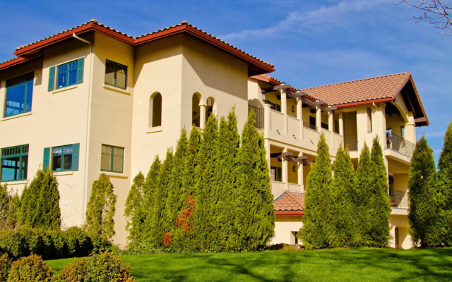 Columbia Cliff Villas Hotel