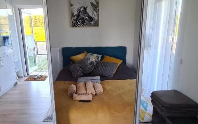 Vaivorykštės 7D apartamentai (su baseinu)