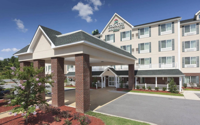 Country Inn & Suites by Radisson, Rocky Mount, NC