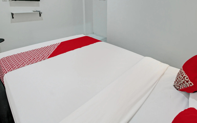 Hotel O Sirih Gading Family Guest House – Guest Rooms – Tulungagung