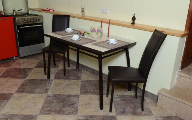 Salomes Apartment Tuti