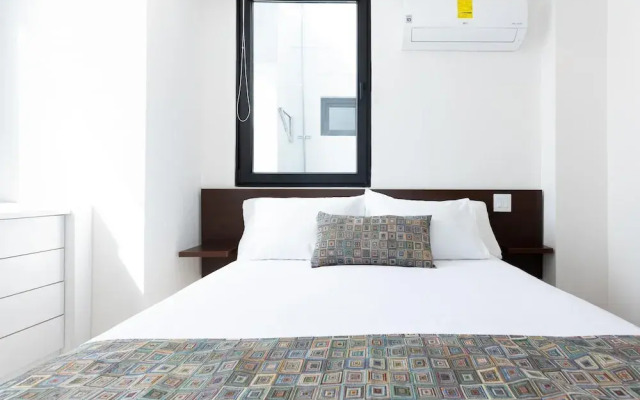 The Travelers Condo by Acomodo