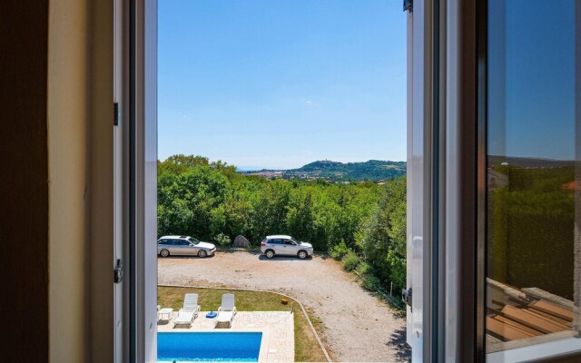 Beautiful Home in Vinez With Wifi and 3 Bedrooms