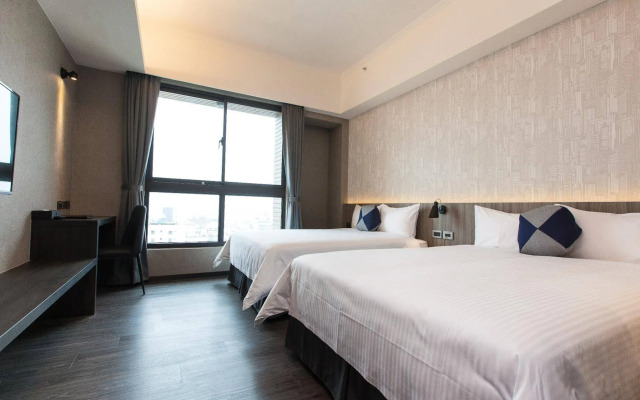 Holiday Inn Express Kaohsiung Love River by IHG