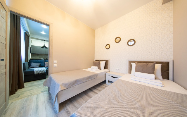 Море апартаментов на Станиславского 1А