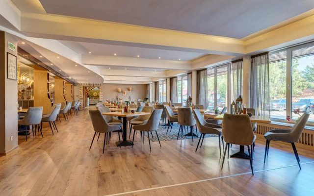 Grand Hotel Murgavets