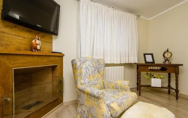 Pousada Casa Gialla - Hotel in Campos do Jordao - Photo 3