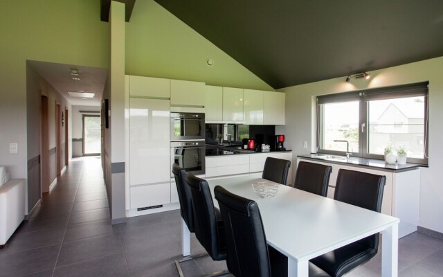 Lush Holiday Home with Private Swimming Pool in Tenneville