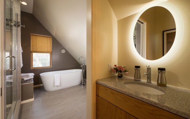 Habberstad House Bed and Breakfast