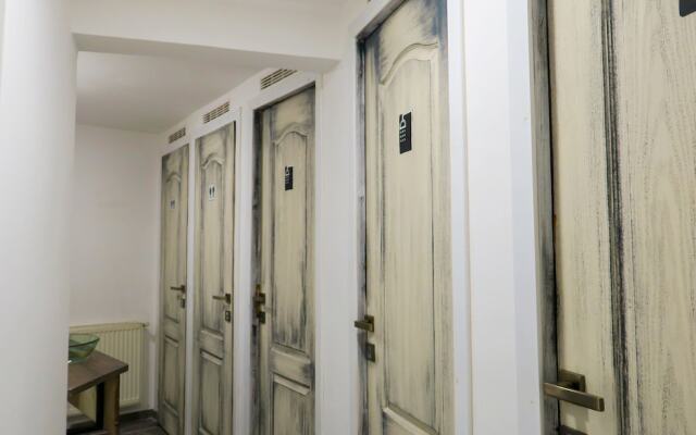 The Evil Clown Hostel
