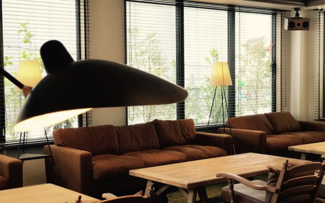 Ark Blue Hotel - Hostel