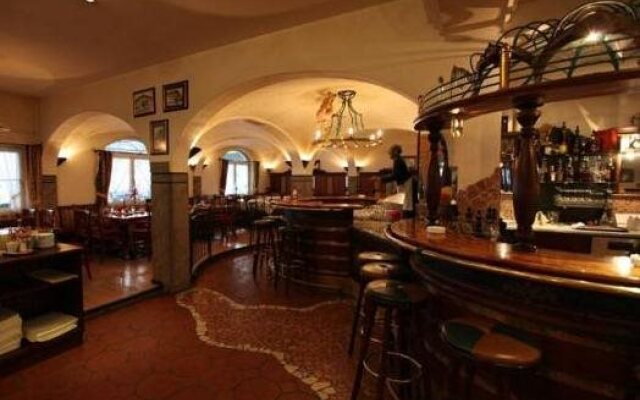 Hotel Lebzelter