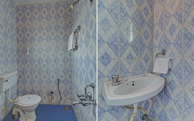 SPOT ON 77223 Saiprasad Inn