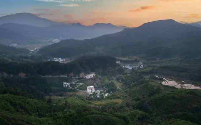 Wuyuan Your courtyard