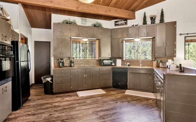 Cove Lakeview Cabin #2064