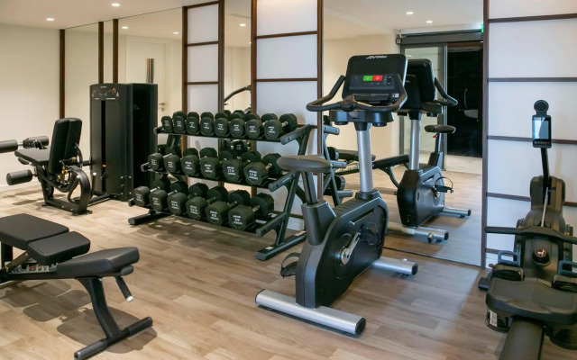 Mercure Larnaca Beach Resort